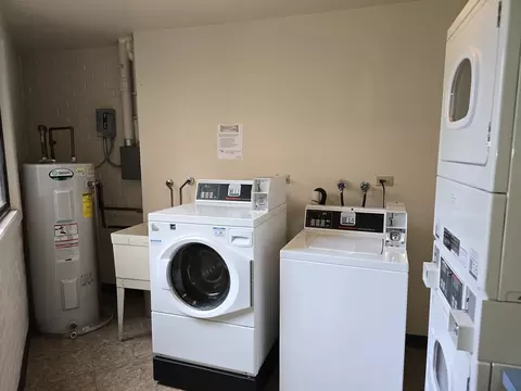 Other - 7 E Carriageway Dr #206, Hazel Crest, IL 60429 photo 6 of 7