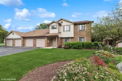 4141 N Pheasant Trail Ct #3, Arlington Heights, IL 60004