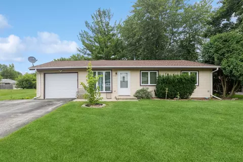 10710 N Church St, Huntley, IL 60142
