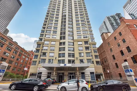 440 N Wabash Ave #1512, Chicago, IL 60611