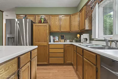 Kitchen - 849 E North St, Morris, IL 60450 photo 3 of 3