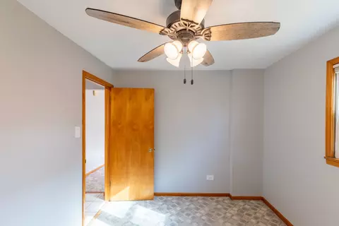 13402 S Avenue N, Chicago, IL 60633 photo 21