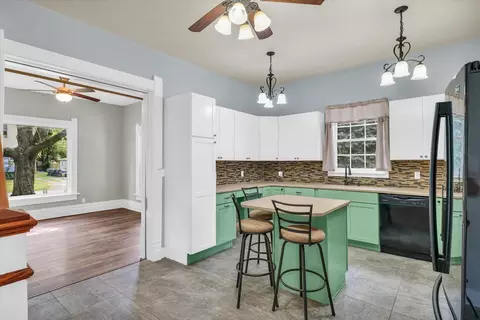 Kitchen - 206 E Daggy St, Tuscola, IL 61953 photo 2 of 6