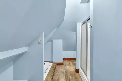 Entry Way - 206 E Daggy St, Tuscola, IL 61953 photo 4 of 4