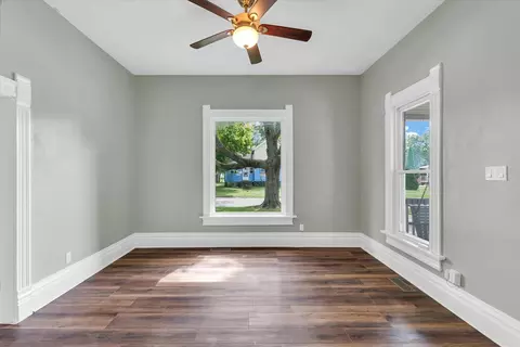 Living - 206 E Daggy St, Tuscola, IL 61953 photo 2 of 2