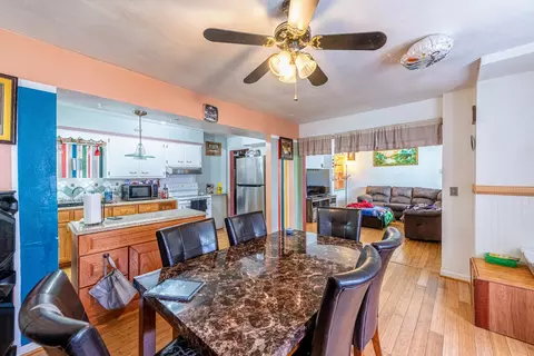 Dining - 443 Jefferson Ave, Elgin, IL 60120 photo 2 of 2