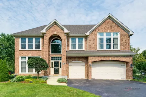 18983 W North Woodale Trl, Lake Villa, IL 60046