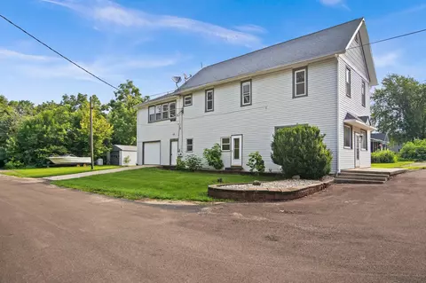 585 Eychaner Rd, Esmond, IL 60129