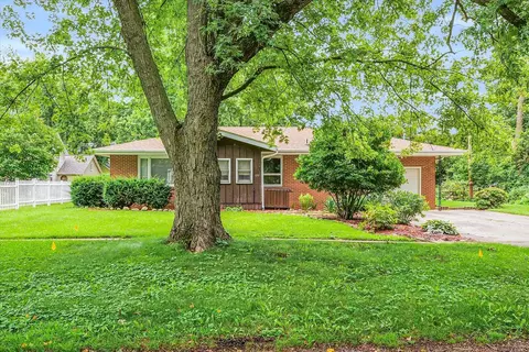 109 N 6th St, Chatsworth, IL 60921