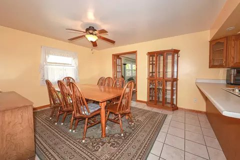 520 Johnson Ave, Morris, IL 60450 photo 9