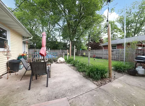 520 Johnson Ave, Morris, IL 60450 photo 14