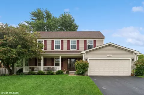 2645 Franklin Ct, Lindenhurst, IL 60046