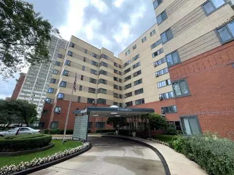 5044 N Marine Dr #C1, Chicago, IL 60640