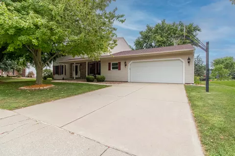 33 Harbor Pointe Cir, Bloomington, IL 61704 photo 52