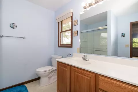 33 Harbor Pointe Cir, Bloomington, IL 61704 photo 24