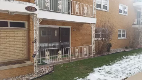 2338 W 111th St #1, Chicago, IL 60643