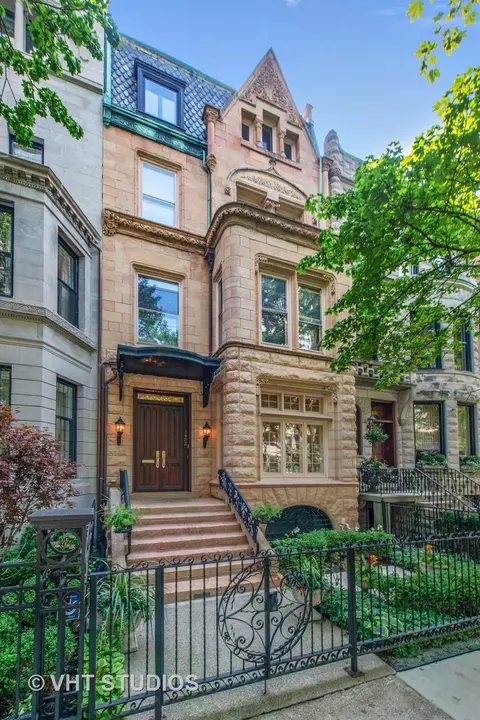1433 N State Pkwy, Chicago, IL 60610