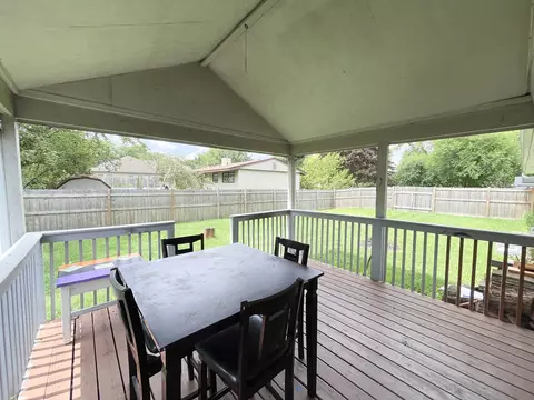 1719 Flower St, Mchenry, IL 60050 photo 2