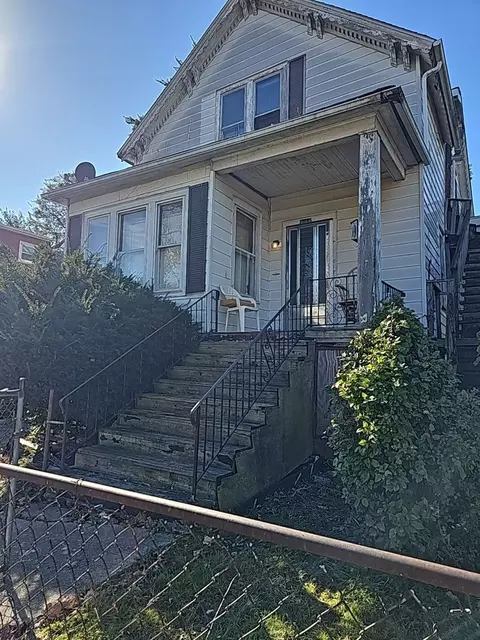 8134 S Emerald Ave, Chicago, IL 60620