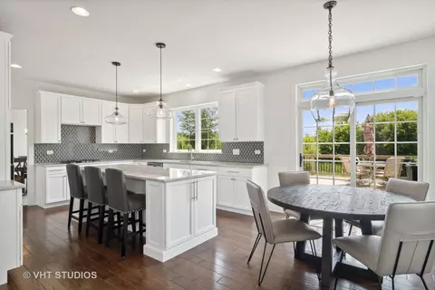 Kitchen - 3585 Tournament Dr, Elgin, IL 60124 photo 1 of 4