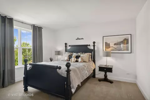 Bedroom - 3585 Tournament Dr, Elgin, IL 60124 photo 1 of 5