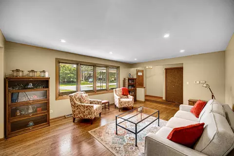 9 S711 William Dr, Willowbrook, IL 60521 photo 5