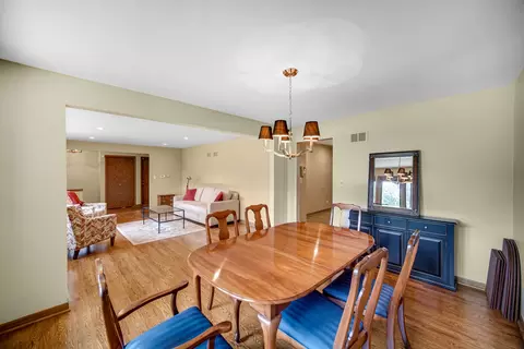 9 S711 William Dr, Willowbrook, IL 60521 photo 8