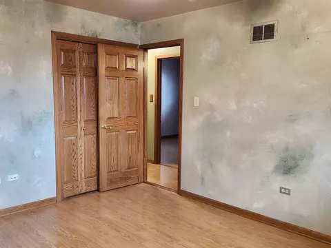 8304 S 77th Ct, Bridgeview, IL 60455 photo 8
