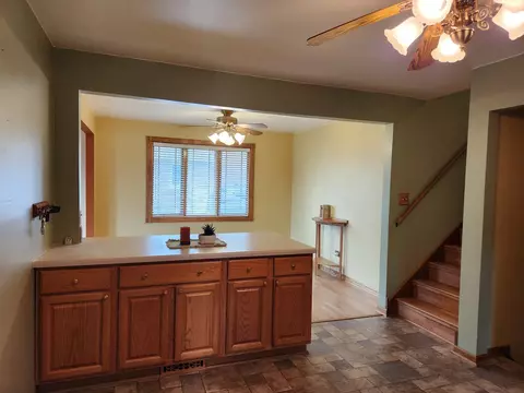 8304 S 77th Ct, Bridgeview, IL 60455 photo 7