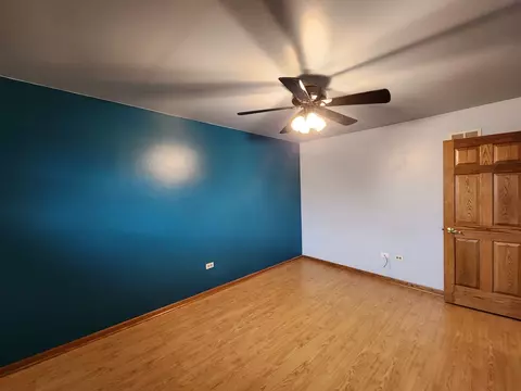 8304 S 77th Ct, Bridgeview, IL 60455 photo 13