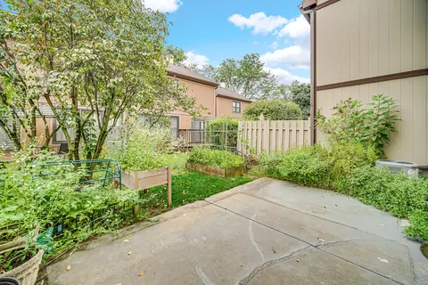 309 Partridge Ln, Wheeling, IL 60090 photo 21