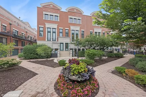 2036 N Sedgwick St #C, Chicago, IL 60614