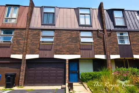 606 E 33rd Pl, Chicago, IL 60616
