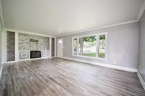 11 Erin Ln, Kankakee, IL 60901 photo 2