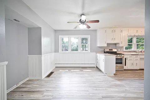 11 Erin Ln, Kankakee, IL 60901 photo 4