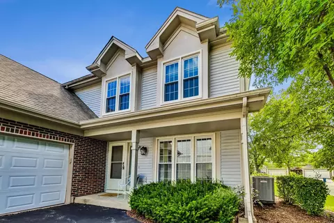 278 Spring Creek Cir, Schaumburg, IL 60173
