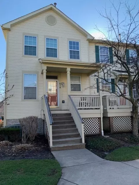 674 Littleton Trl #20-1, Elgin, IL 60120