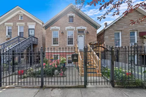 3522 S Honore St, Chicago, IL 60609
