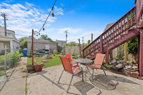 Exterior - 3522 S Honore St, Chicago, IL 60609 photo 3 of 4