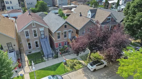 View/Area - 3522 S Honore St, Chicago, IL 60609 photo 2 of 3