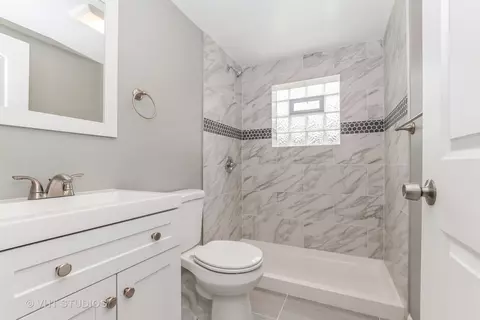 Bath - 14333 Millard Ave, Midlothian, IL 60445 photo 2 of 2
