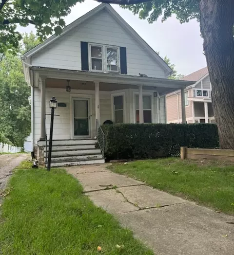 569 Onwentsia Ave, Highland Park, IL 60035