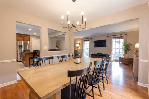 27 W381 Fleming Dr, Winfield, IL 60190 photo 9