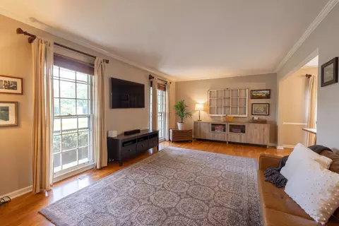 27 W381 Fleming Dr, Winfield, IL 60190 photo 5