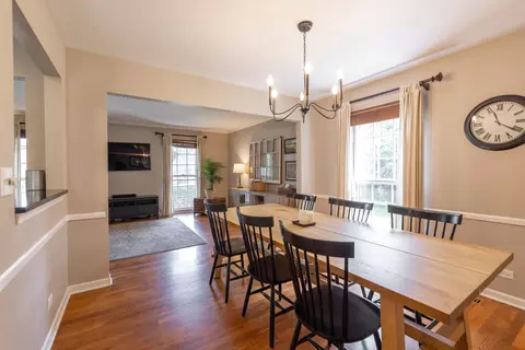 27 W381 Fleming Dr, Winfield, IL 60190 photo 8