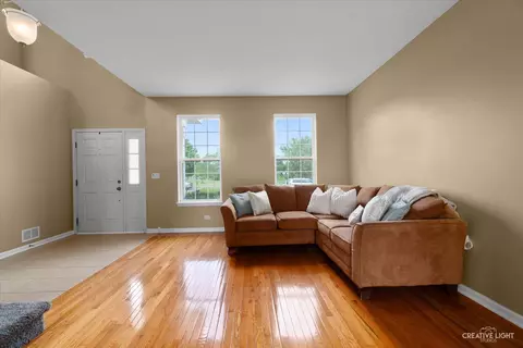 Living - 1719 Ariana Dr, Bartlett, IL 60103 photo 2 of 5