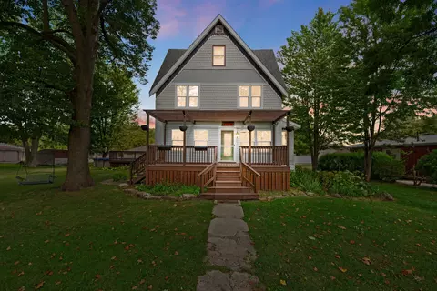 106 N Center St, Gardner, IL 60424