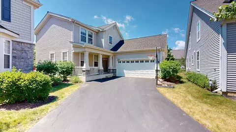 720 Darby Ct, Indian Creek, IL 60061