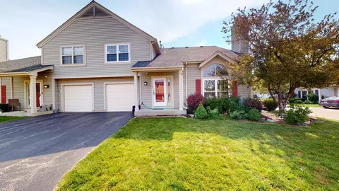 1122 N Knollwood Dr, Palatine, IL 60067
