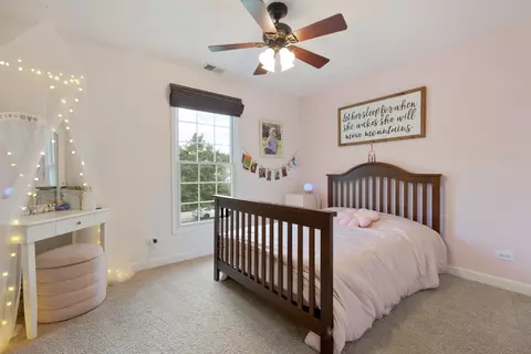 Bedroom - 2 Charminster Ct, Algonquin, IL 60102 photo 2 of 3